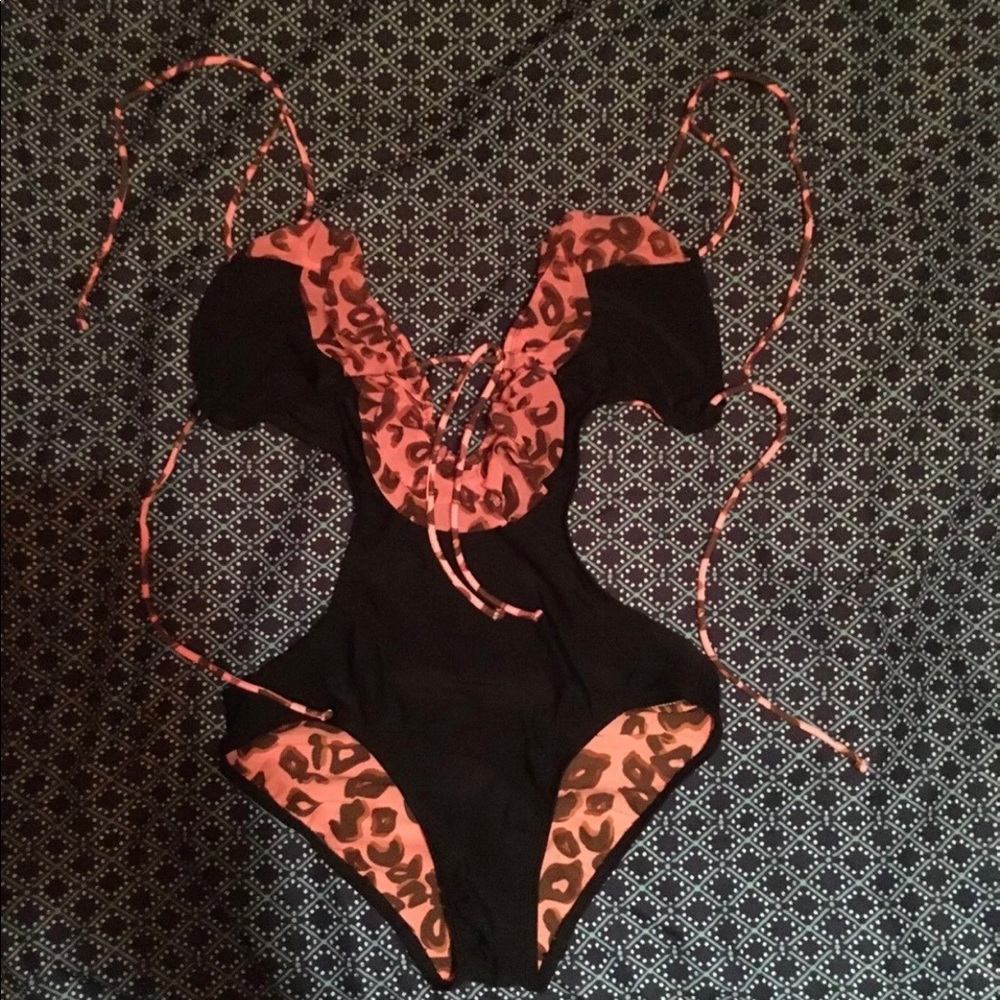 One piece bathing suit